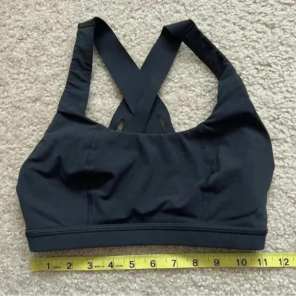 Sweaty Betty London Circuit Sports Bra Black Women’s Size XS SB4538 Workout - Picture 4 of 11
